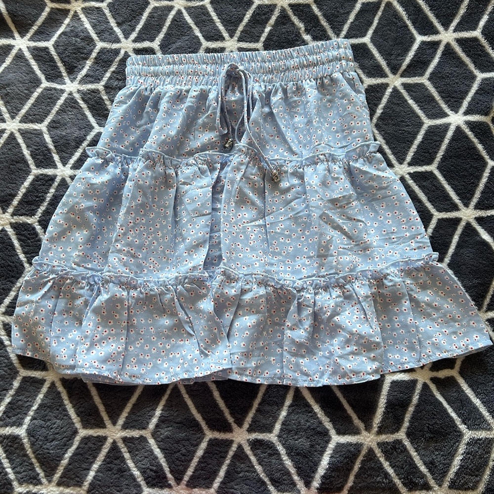 Princess Polly Floral Skirt!